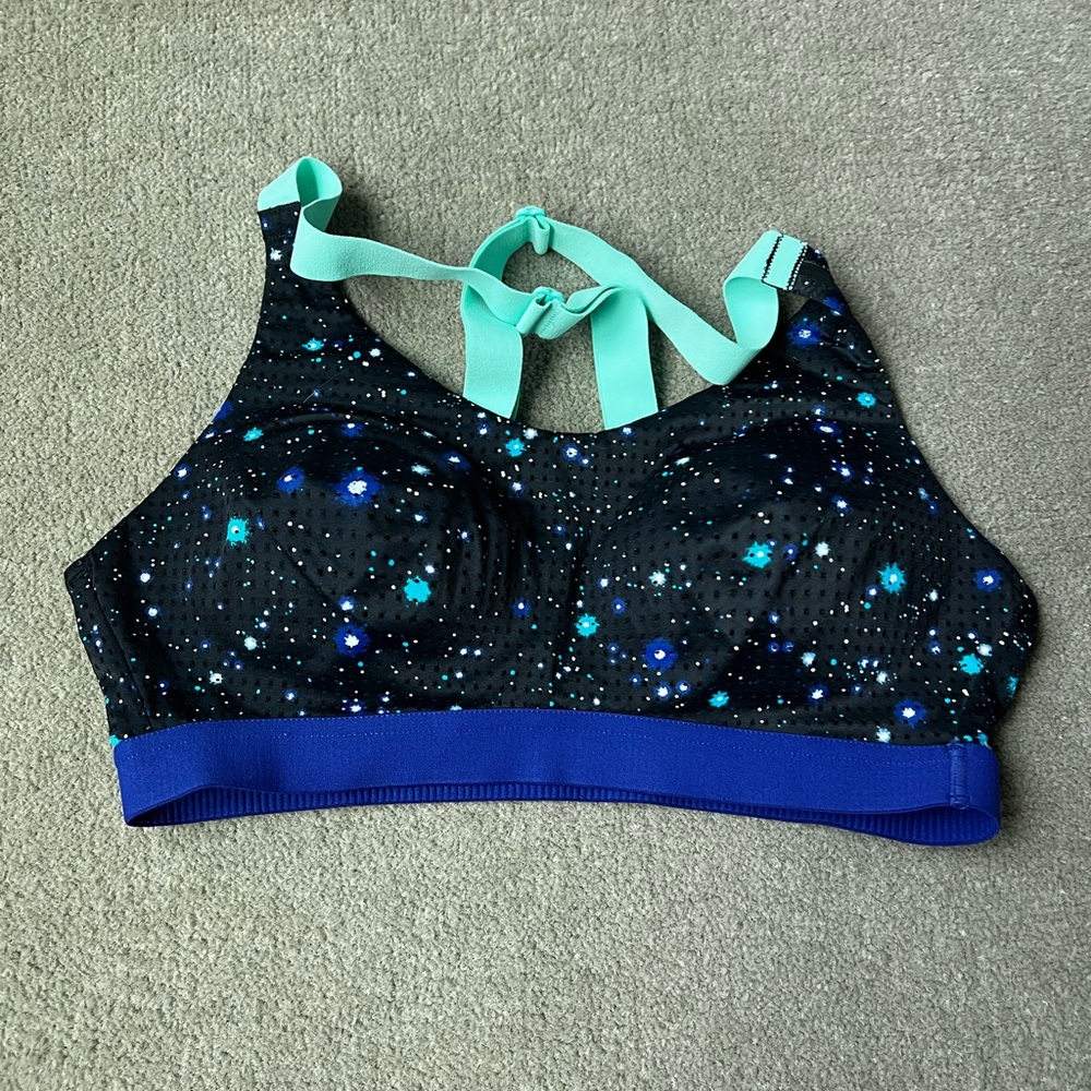 Victoria’s Secret Sports Bra - 32B